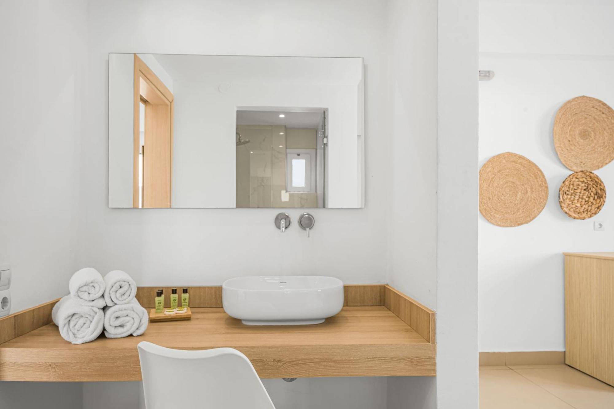 Vergina Apartments & Suites Malia Eksteriør bilde